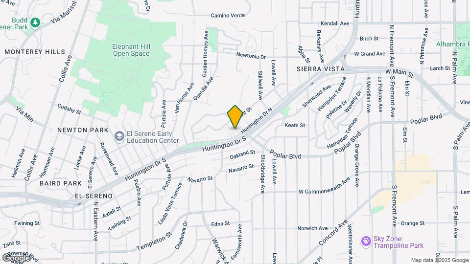 5271 Huntington Dr N Map and Location Details