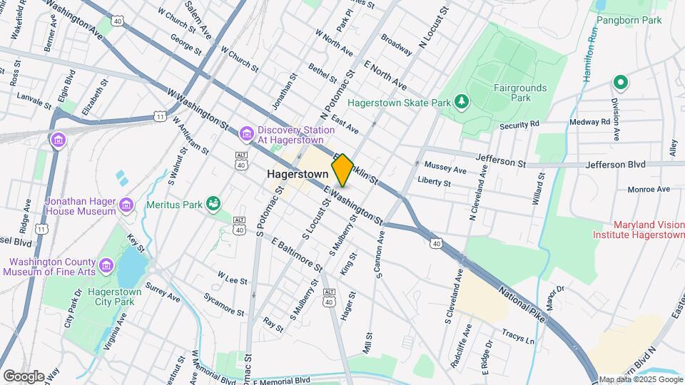 112 E Washington St, Unit 3W Map and Location Details
