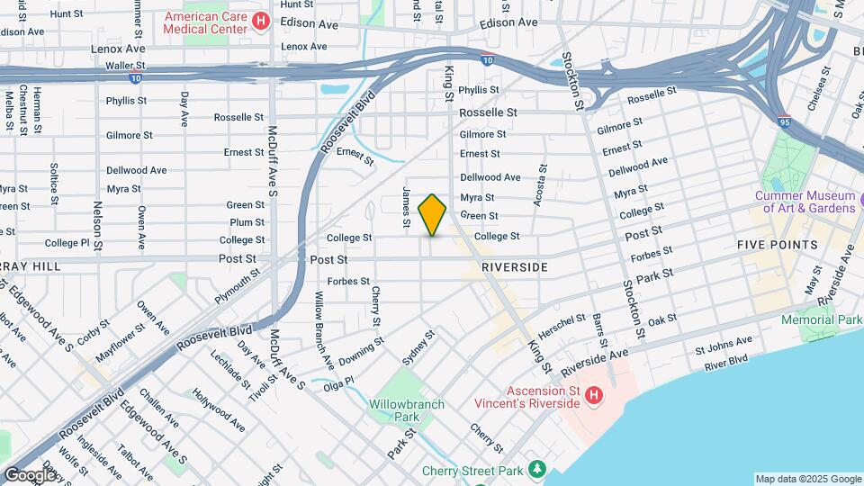 2762 College St Map and Location Details