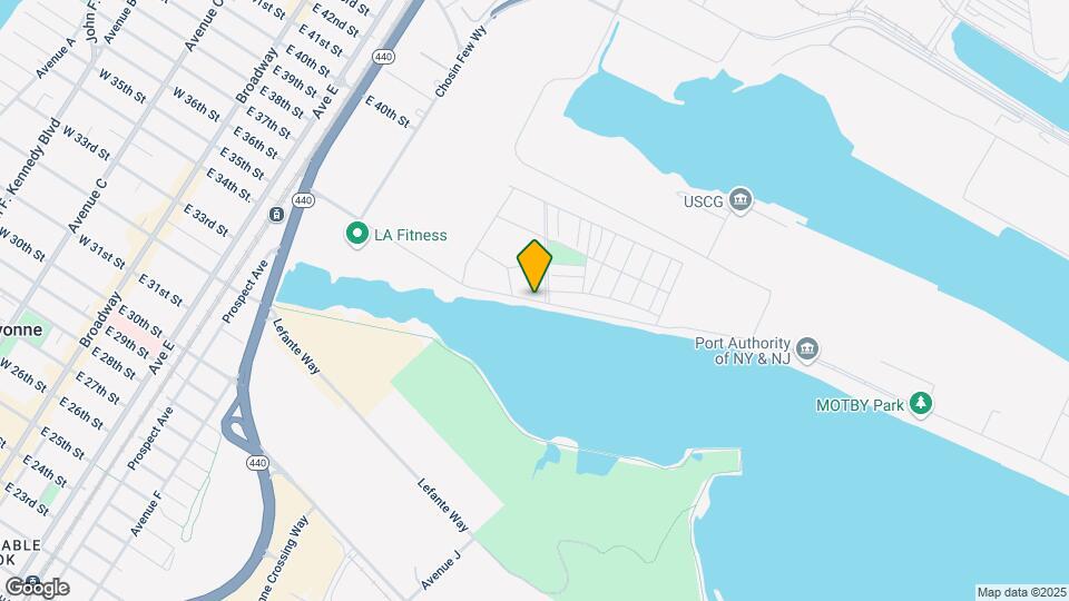150 Goldsborough Dr Map and Location Details