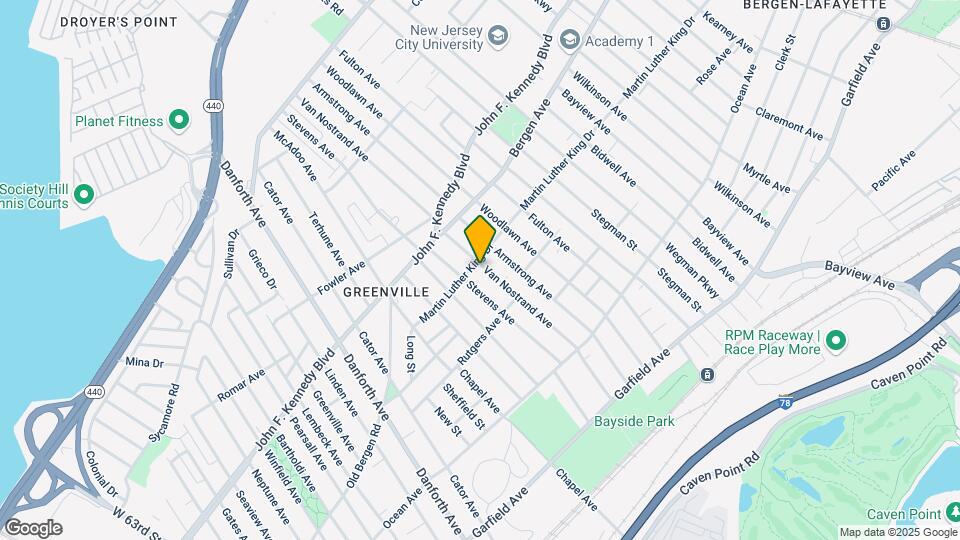 177 Van Nostrand Ave Map and Location Details