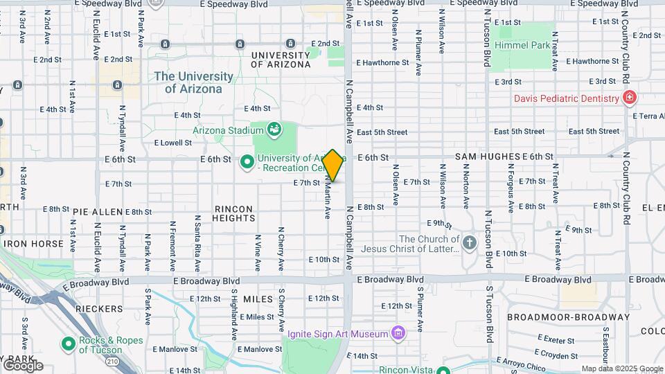 1812 E 7th St Map and Location Details