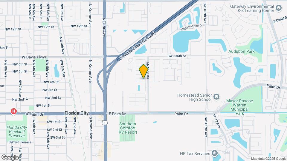 556 NE 4th St Map and Location Details