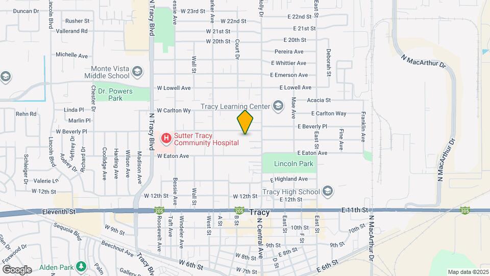 118 W Beverly Pl, Unit B Map and Location Details