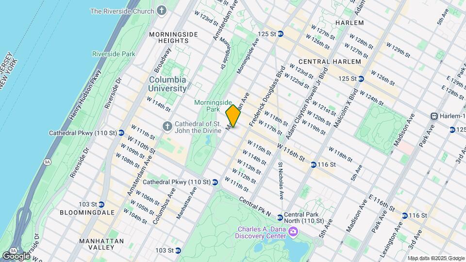370 Manhattan Ave Map and Location Details