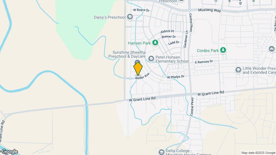 693 W Weller Ave, Unit Casita Map and Location Details