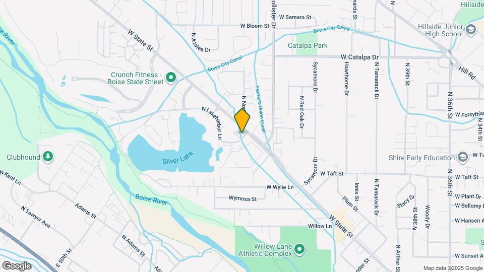 3335 N Lakeharbor Ln Map and Location Details