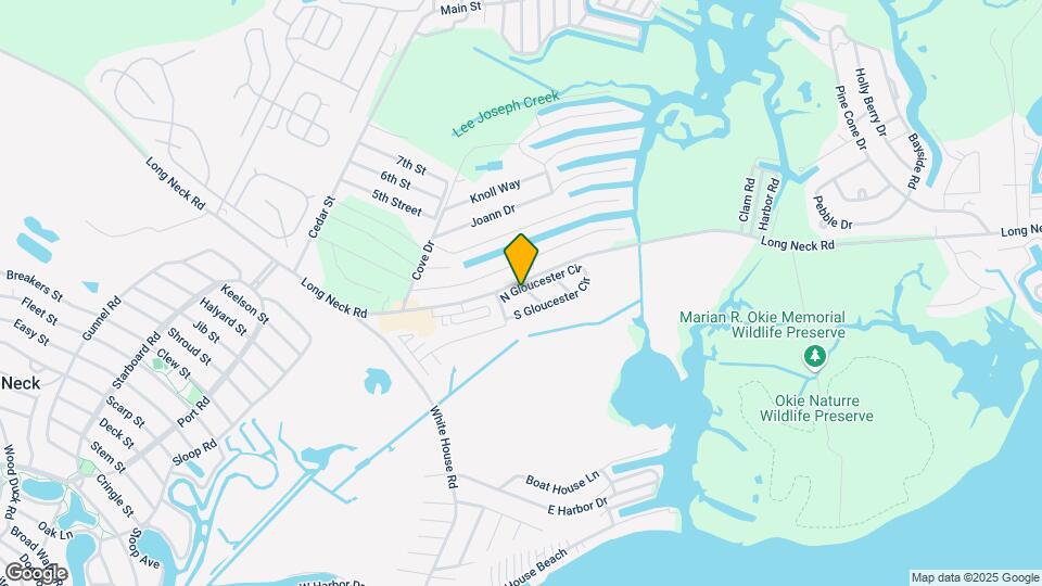 35580 N Gloucester Cir Map and Location Details