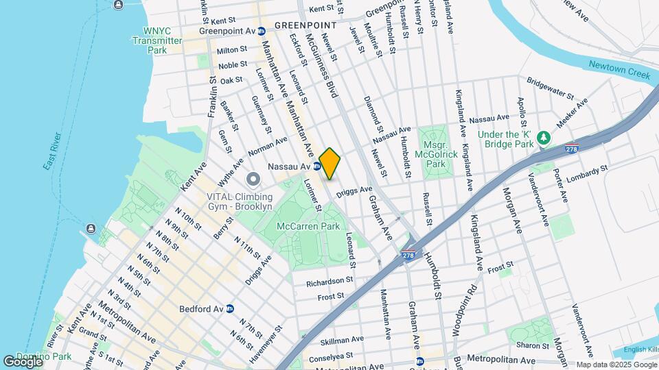 586 Manhattan Ave Mapa y Detalles de la Ubicación