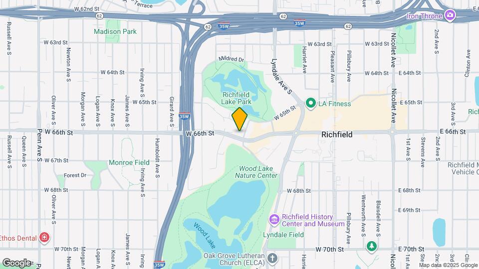 912 W 66th St Mapa y Detalles de la Ubicación