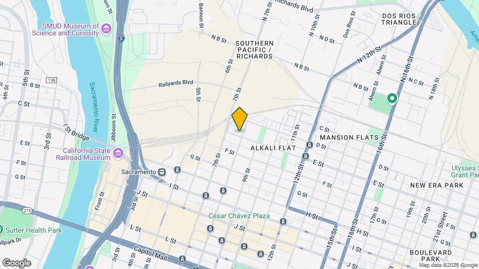 729 E St Mapa y Detalles de la Ubicación