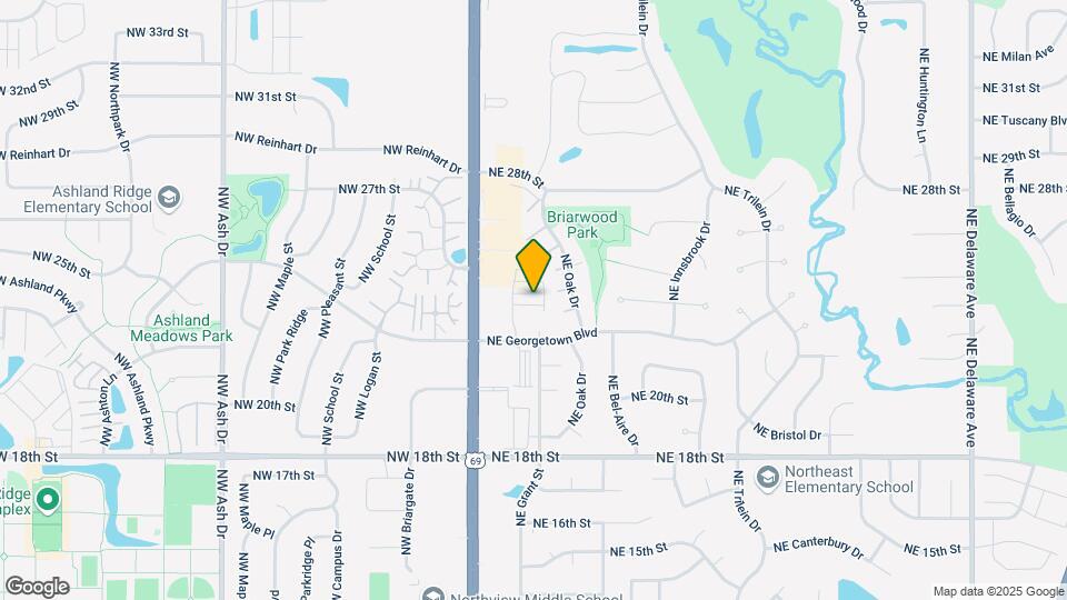 205 NE 23rd Ln Map and Location Details
