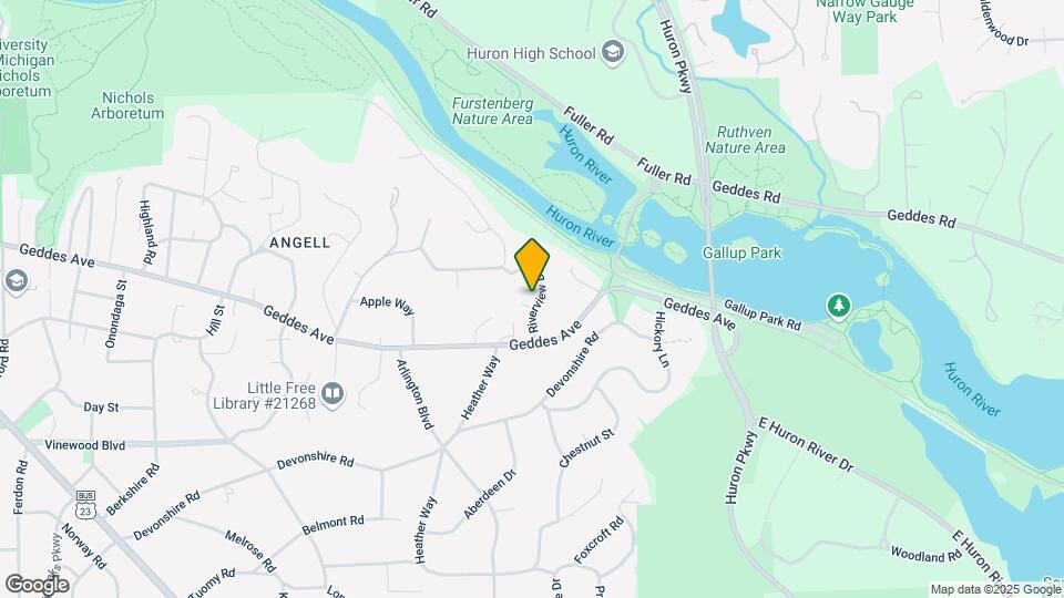 580 Riverview Dr Map and Location Details