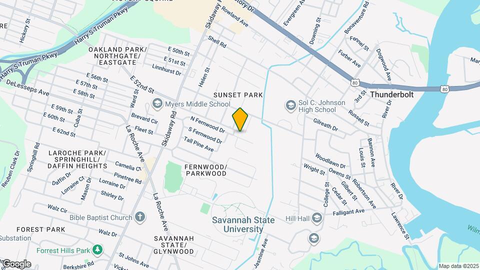2210 N Fernwood Dr Map and Location Details