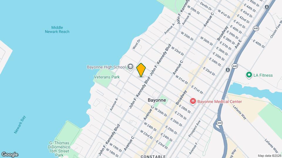 125 W 28th St Map and Location Details