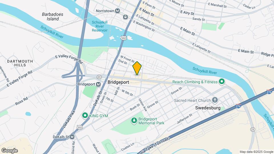 17 W 4th St Map and Location Details