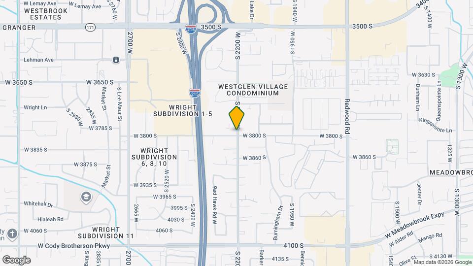 Crossroads Apartments Map and Location Details