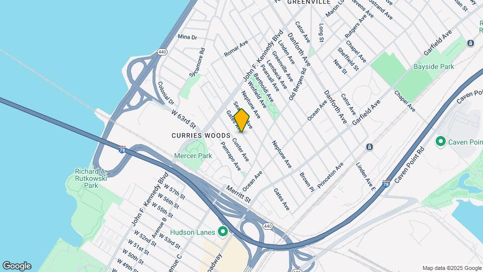 165 Gates Ave Mapa y Detalles de la Ubicación