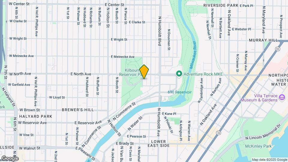 2220 N Bremen St Map and Location Details