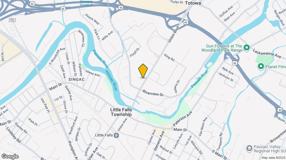 773 Union Blvd Map and Location Details