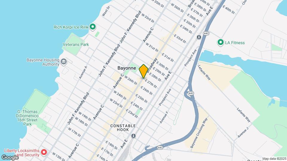 588 Broadway Map and Location Details