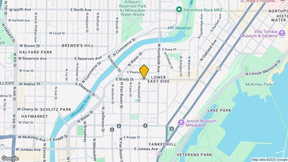 919 E Brady St Map and Location Details