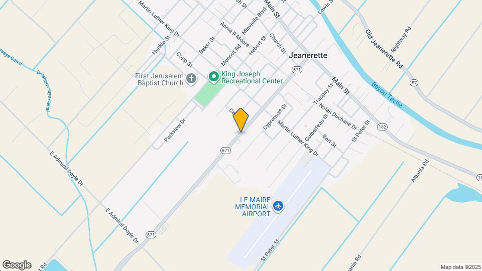 Collins Square Apartments and Nearby Jeanerette Apartments For Rent