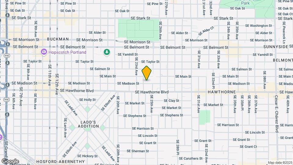 2415 SE Madison St Map and Location Details