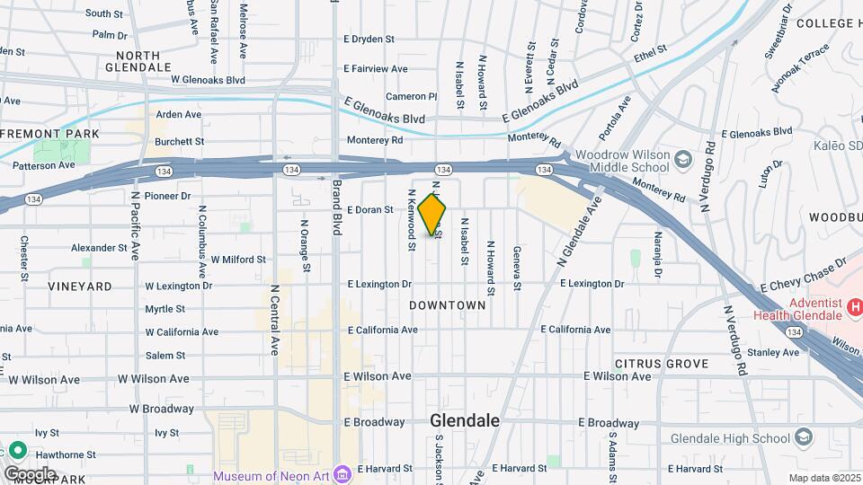 511 N Jackson St Map and Location Details