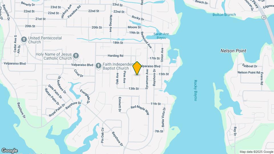 1916 Redwood Ave Map and Location Details