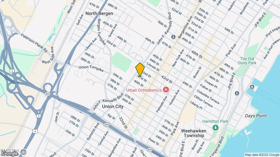545 41st St Map and Location Details