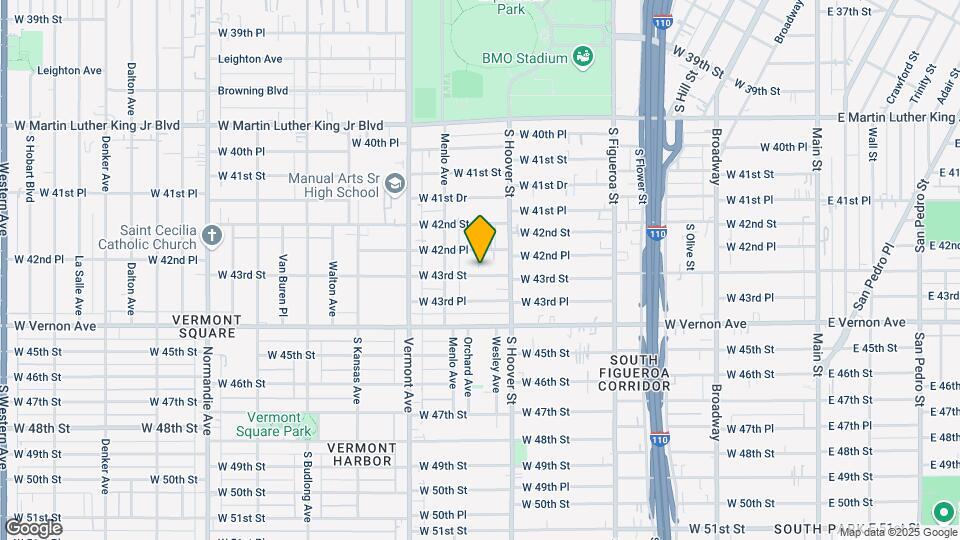 831 W 43rd St Mapa y Detalles de la Ubicación