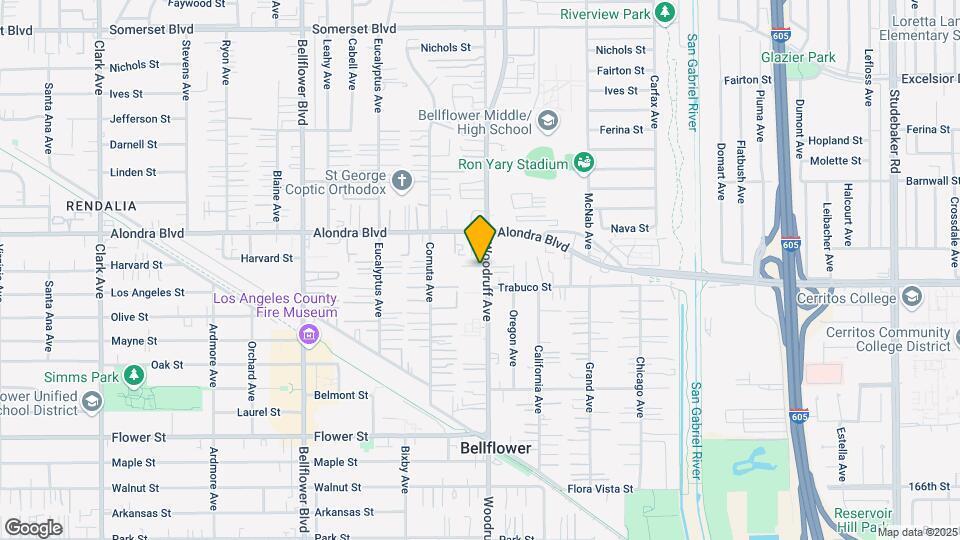 16119 Woodruff Ave Map and Location Details