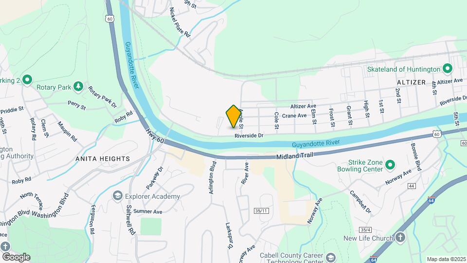 3226 Riverside Dr Map and Location Details