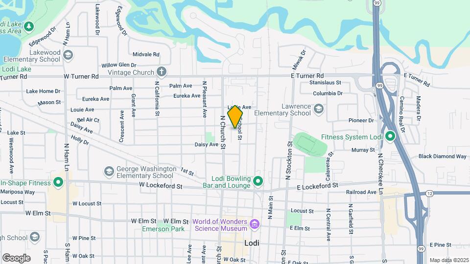 621 N School St Mapa y Detalles de la Ubicación