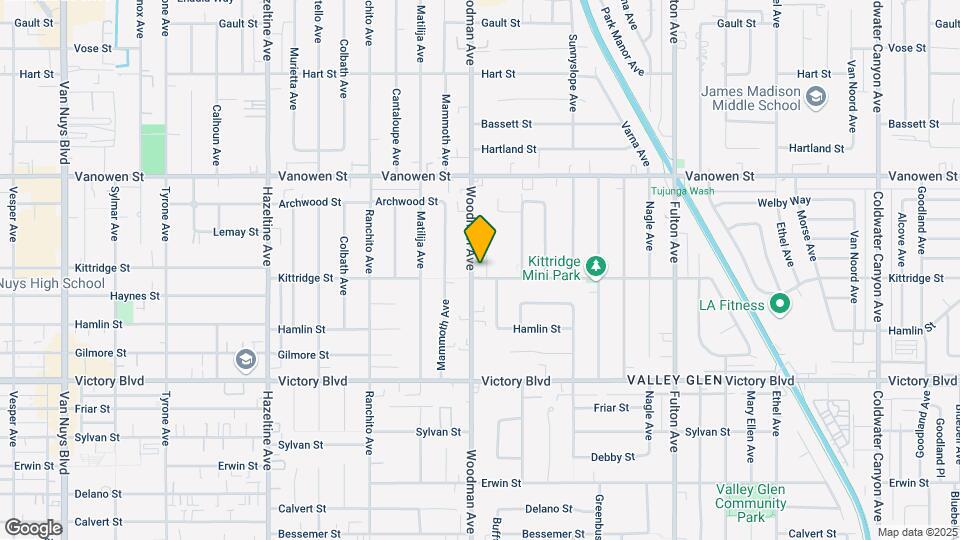 6606 Woodman Ave Mapa y Detalles de la Ubicación