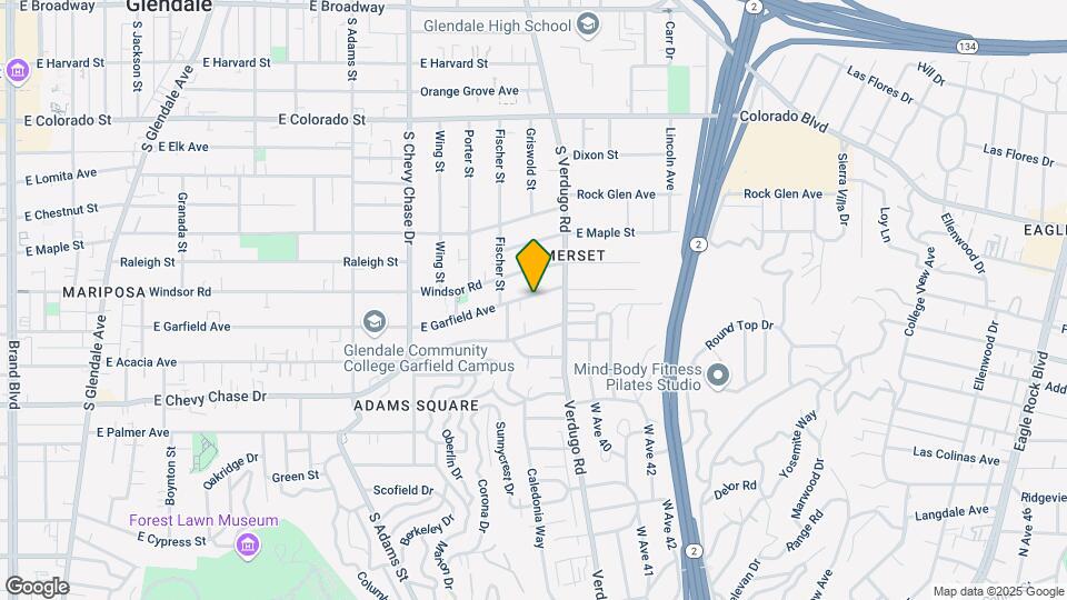 1376 E Garfield Ave Map and Location Details