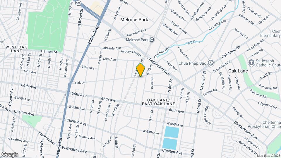 708 Oak Ln Map and Location Details