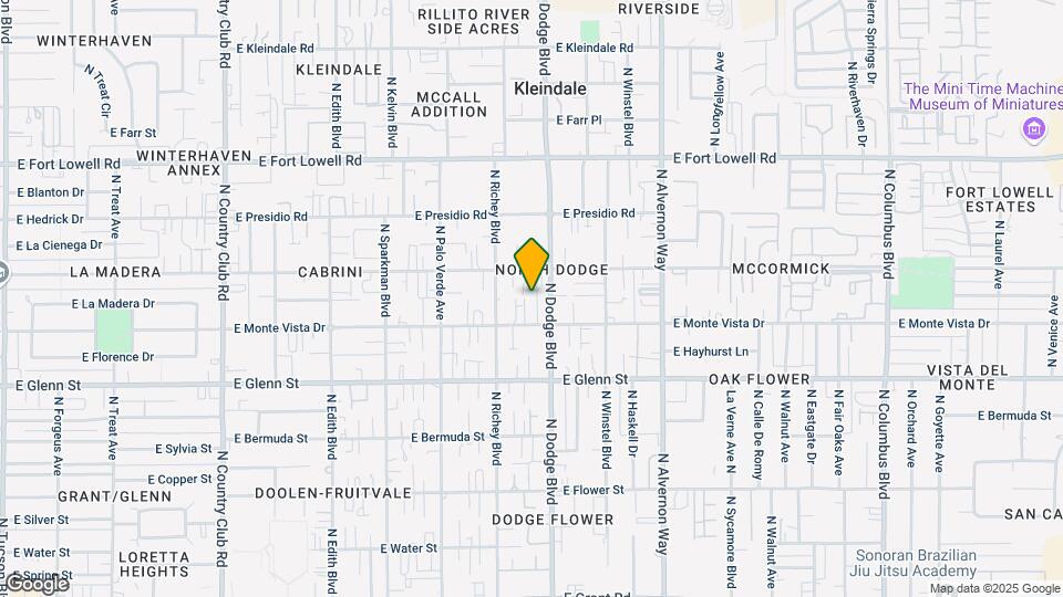 3646 E Blacklidge Dr Map and Location Details