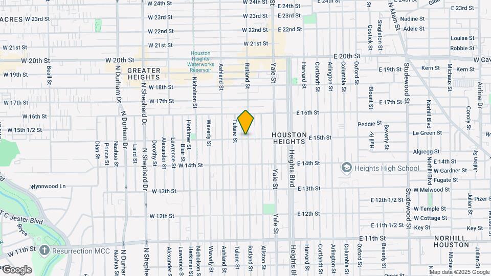 402 W 15th St Map and Location Details