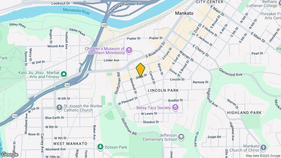 303 State St Map and Location Details