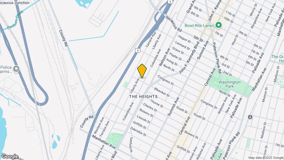 154 Bleecker St Map and Location Details