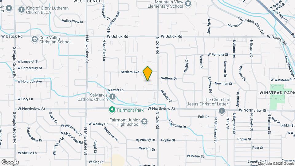 7520 W Holbrook Ln Map and Location Details