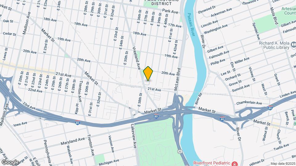 520-526 E 39th St Mapa y Detalles de la Ubicación
