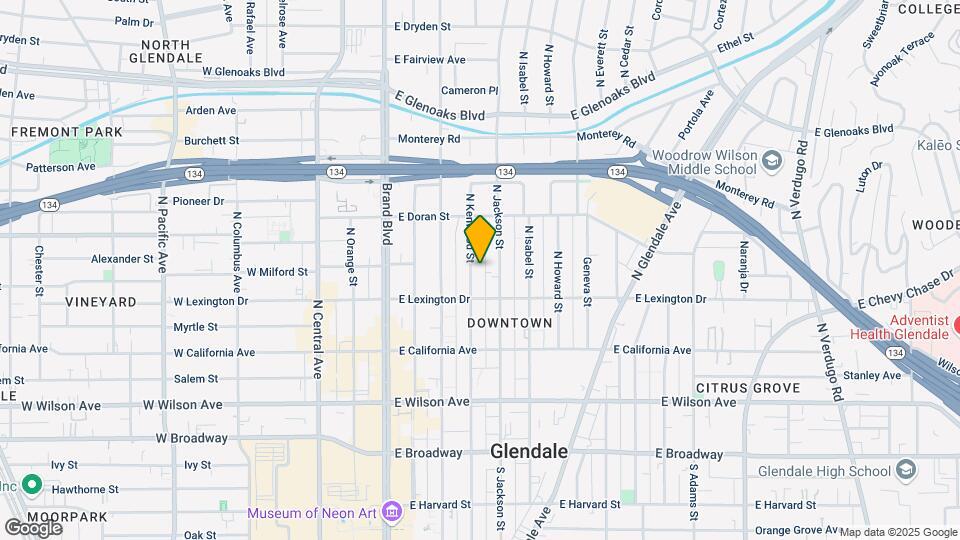 424 N Kenwood St Map and Location Details