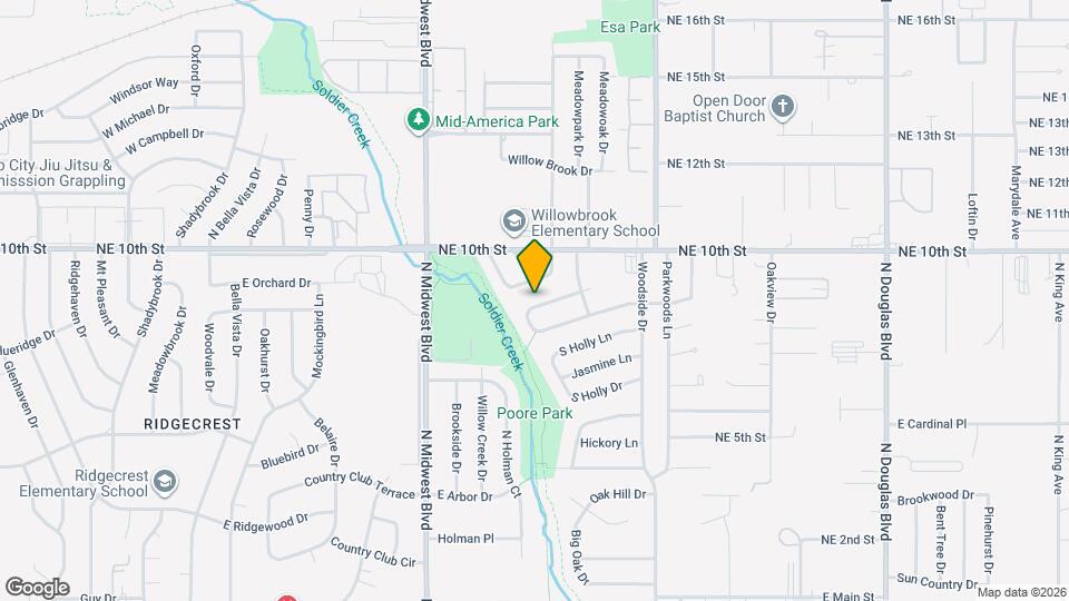 933 N Locust Ln Map and Location Details