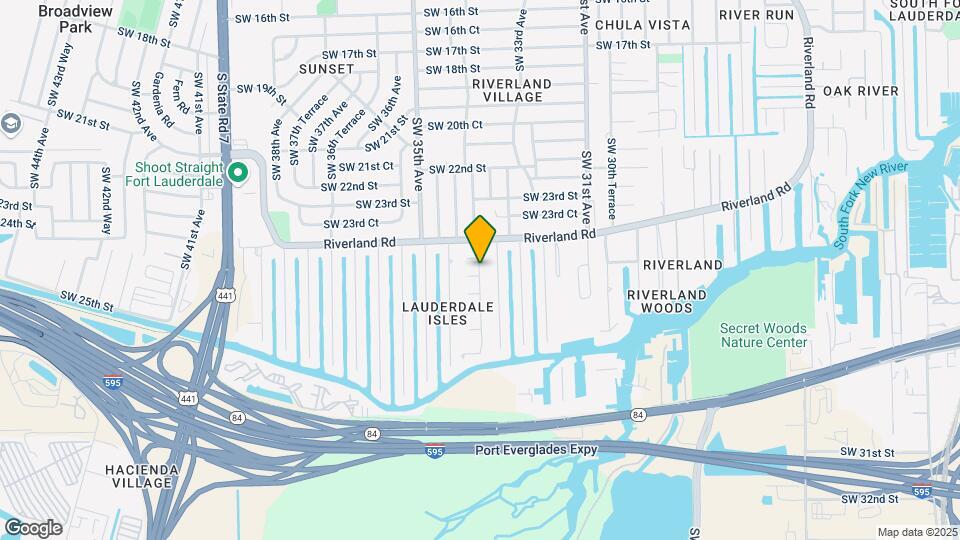 2466 SW 34th Ave Map and Location Details