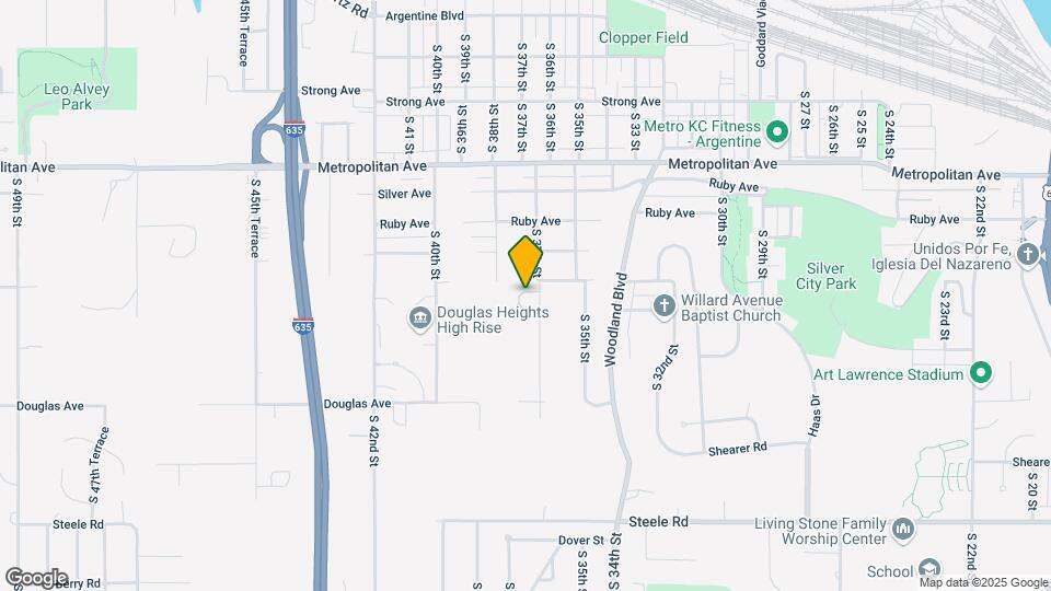 Cyrus K Holliday Apartments Map and Location Details