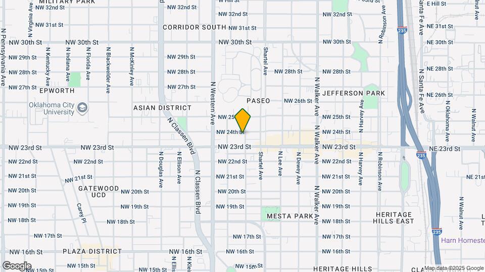 900 NW 24th St Map and Location Details