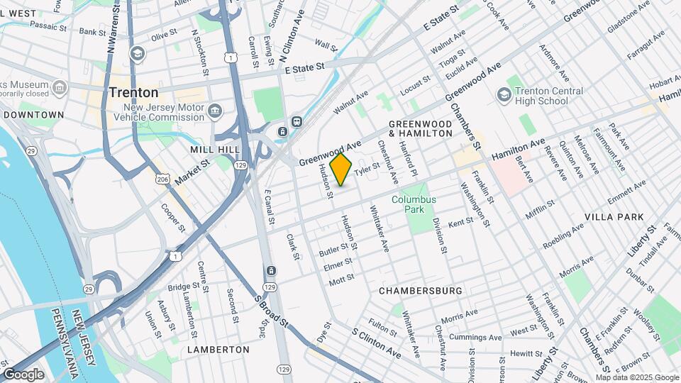 216 Pearl St Map and Location Details